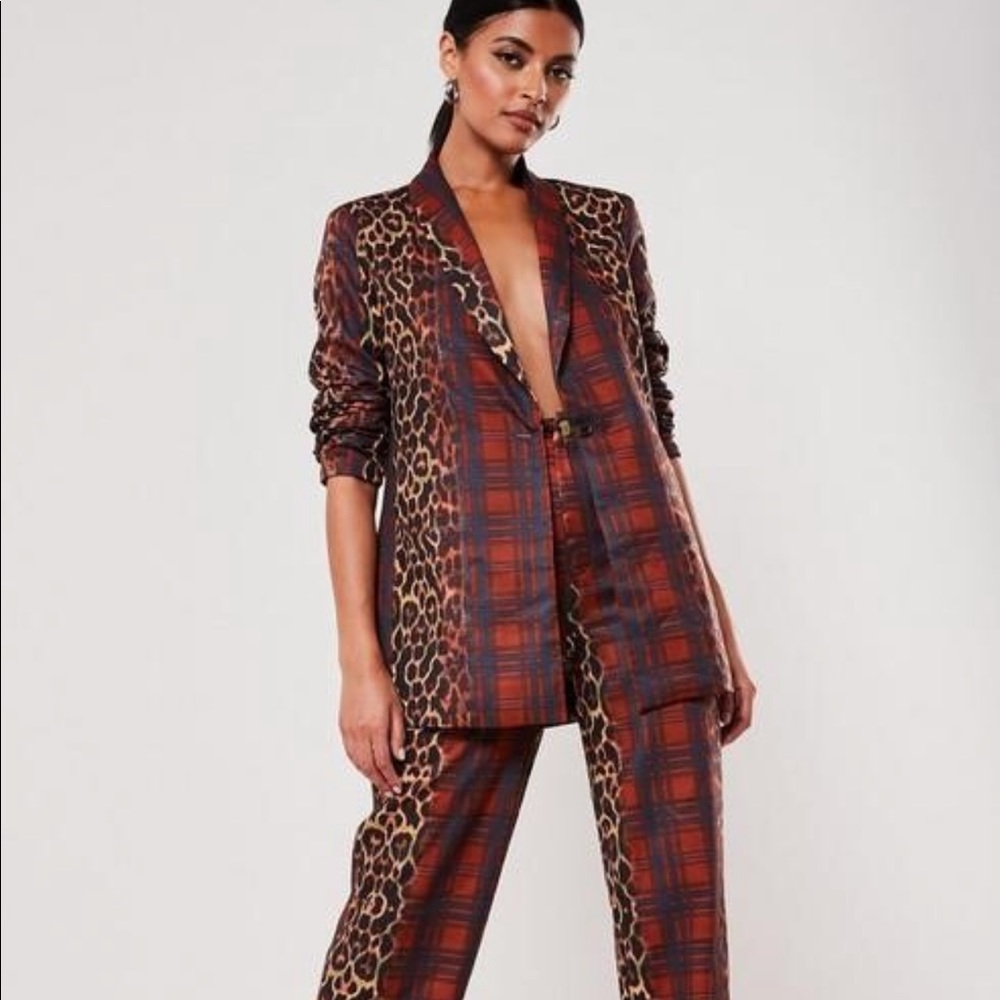 BRAND NEW WITH TAGRed leopard print blazer - Picture 1 of 3